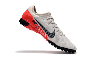 CHUTEIRA NIKE MERCURIAL VAPOR 13 TF BRANCO/VERMELHO/PRETO