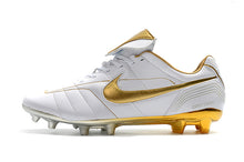 Carregar imagem no visualizador da galeria, CHUTEIRA NIKE TIEMPO LEGEND 7 ELITE FG R10 BRANCO/DOURADO
