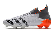 Carregar imagem no visualizador da galeria, ADIDAS Predator Freak.1 FG White Spark
