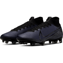 Carregar imagem no visualizador da galeria, CHUTEIRA NIKE MERCURIAL SUPERFLY 7 FG ELITE PRETA
