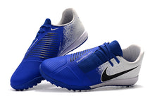 Carregar imagem no visualizador da galeria, CHUTEIRA NIKE PHANTOM VENOM PRO TF &quot;EUPHORIA MODE&quot; AZUL/BRANCO
