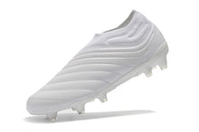 Carregar imagem no visualizador da galeria, CHUTEIRA ADIDAS COPA 19+ BRANCO
