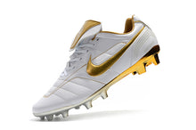 Carregar imagem no visualizador da galeria, CHUTEIRA NIKE TIEMPO LEGEND 7 ELITE FG R10 BRANCO/DOURADO
