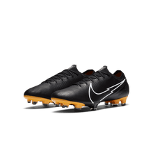 Carregar imagem no visualizador da galeria, CHUTEIRA NIKE VAPOR 13 ELITE TECH CRAFT FG
