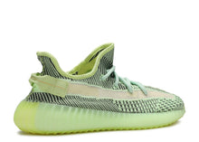 Carregar imagem no visualizador da galeria, ADIDAS YEEZY BOOST 350 V2 &quot;NÃO REFLEXÃO &quot;
