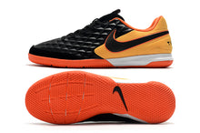 Carregar imagem no visualizador da galeria, CHUTEIRA NIKE TIEMPO LEGEND 8 IC LARANJA/PRETO
