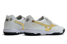 Carregar imagem no visualizador da galeria, MIZUNO MORELIA II AS / TF BRANCA/DOURADO
