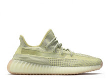 Carregar imagem no visualizador da galeria, ADIDAS YEEZY BOOST 350 V2
