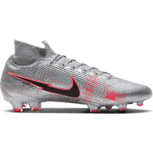 Carregar imagem no visualizador da galeria, CHUTEIRA NIKE MERCURIAL SUPERFLY 7 FG ELITE CINZA/VERMELHO
