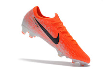 Carregar imagem no visualizador da galeria, CHUTEIRA NIKE MERCURIAL VAPOR 12 FG ELITE &quot;EUPHORIAMODE&quot; LARANJA/BRANCO
