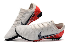 Carregar imagem no visualizador da galeria, CHUTEIRA NIKE MERCURIAL VAPOR 13 TF BRANCO/VERMELHO/PRETO
