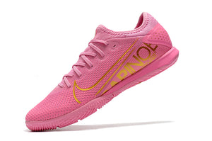 CHUTEIRA NIKE MERCURIAL VAPOR 13 PRO IC ROSA/DOURADO