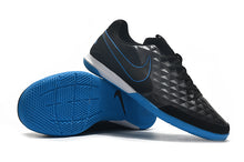 Carregar imagem no visualizador da galeria, CHUTEIRA NIKE TIEMPO LEGEND 8 IC &quot;NEW LIGHTS&quot; AZUL/PRETO/BRANCO/CINZA
