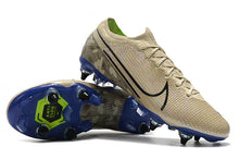 Carregar imagem no visualizador da galeria, CHUTEIRA NIKE MERCURIAL VAPOR 13 ELITE SG &quot; TERRA  &quot;
