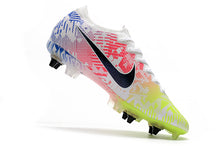 Carregar imagem no visualizador da galeria, CHUTEIRA NIKE MERCURIAL VAPOR 13 ELITE SG &quot;JOGO PRISMÁTICO&quot;
