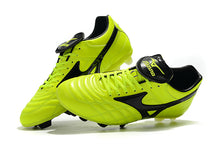 Carregar imagem no visualizador da galeria, CHUTEIRA MIZUNO WAVE CUP LEGEND FG PRETO/AMARELO
