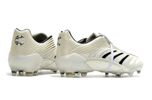 Carregar imagem no visualizador da galeria, ADIDAS Predator Mania Absolute FG Eternal Class
