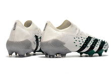 Carregar imagem no visualizador da galeria, ADIDAS Predator Freak.1 Low FG Meteorite
