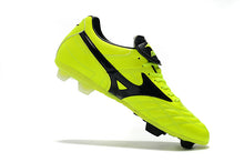 Carregar imagem no visualizador da galeria, CHUTEIRA MIZUNO WAVE CUP LEGEND FG PRETO/AMARELO
