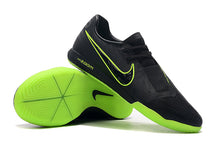 Carregar imagem no visualizador da galeria, CHUTEIRA NIKE PHANTOM VENOM PRO IC &quot;UNDER THE RADAR&quot; VERDE/PRETO
