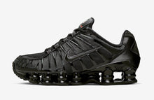 Carregar imagem no visualizador da galeria, Nike Shox TL “Triple Black”
