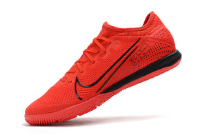 CHUTEIRA NIKE MERCURIAL VAPOR 13 PRO IC VERMELHO/PRETO