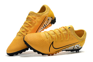 CHUTEIRA NIKE MERCURIAL VAPOR 13 TF AMARELO/PRETO