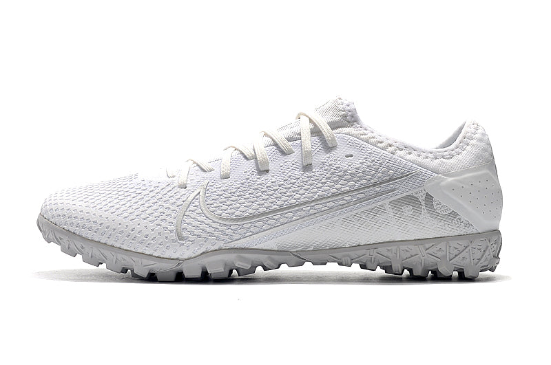 CHUTEIRA NIKE MERCURIAL VAPOR 13 TF BRANCO