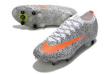 Carregar imagem no visualizador da galeria, CHUTEIRA NIKE MERCURIAL VAPOR 13 ELITE SG &quot; NEW LIGHTS &quot;
