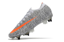 Carregar imagem no visualizador da galeria, CHUTEIRA NIKE MERCURIAL VAPOR 13 ELITE SG &quot; NEW LIGHTS &quot;
