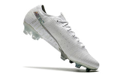 Carregar imagem no visualizador da galeria, CHUTEIRA NIKE MERCURIAL VAPOR 13 FG ELITE &quot;NUOVO WHITE&quot; BRANCO
