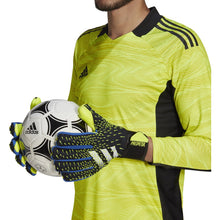 Carregar imagem no visualizador da galeria, Luvas de goleiro adidas Predator Pro Ultimate
