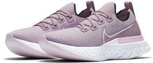 Carregar imagem no visualizador da galeria, Tênis Nike React Infinity Run Flyknit Feminino
