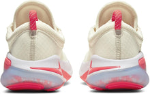 Carregar imagem no visualizador da galeria, Tênis Nike Joyride Run FlyKnit Feminino
