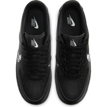 Carregar imagem no visualizador da galeria, TÊNISNIKE AIR FORCE 1 LV8 UTILITY PRETO
